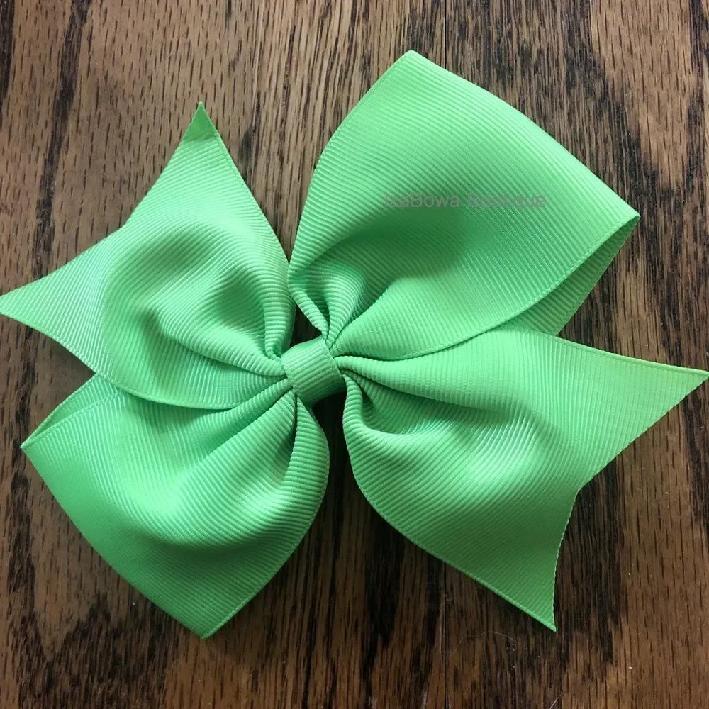Apple Green 6